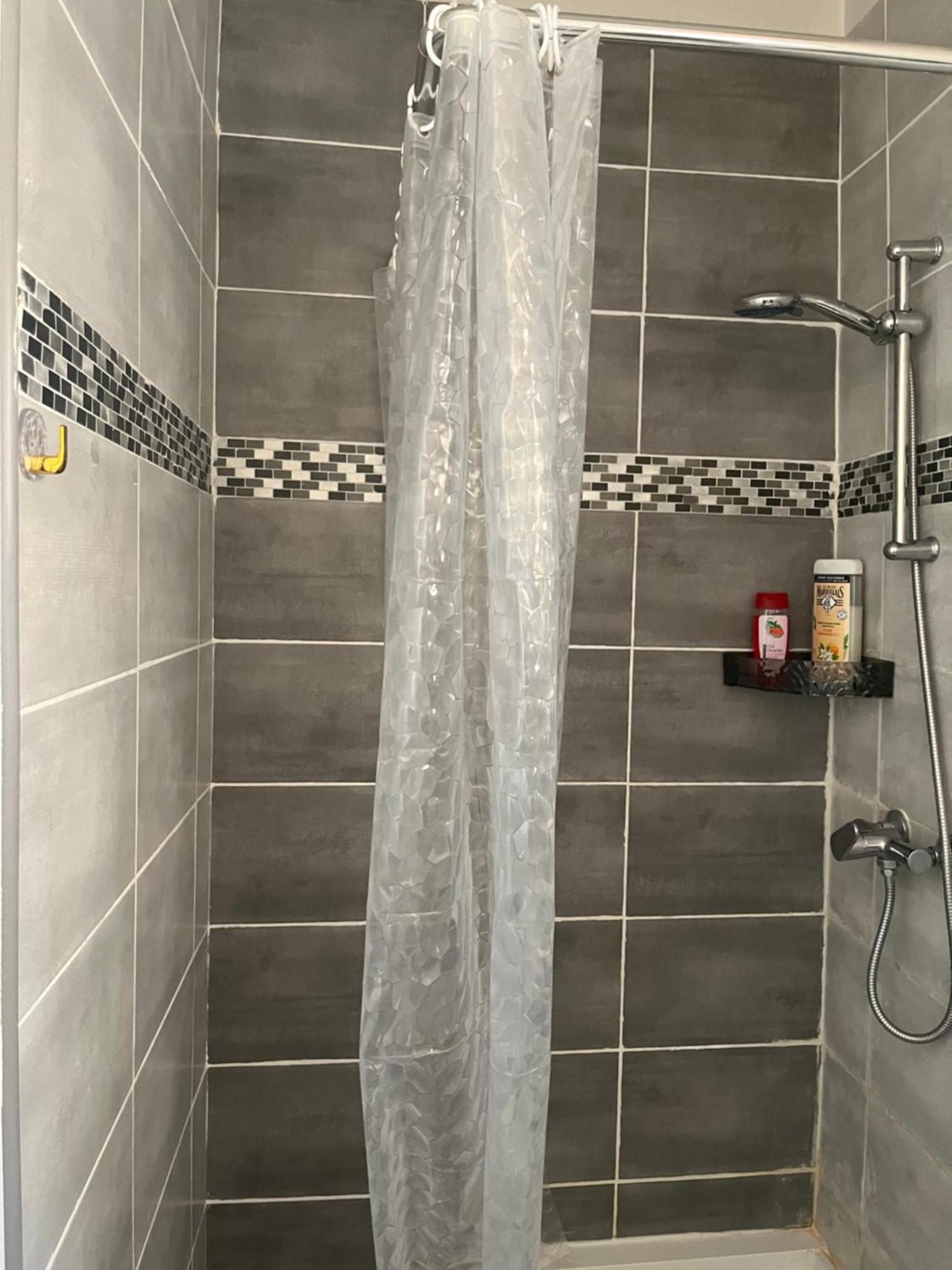 Charmant Appartement Climatise Quartier Las Cobas Perpignan Exterior foto